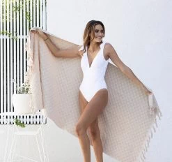 Paloma 90x170cm Beach Towel Pebble -Home Furnishings bambury palomapebble90x170beachtwl3