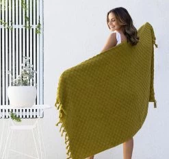 Paloma 90x170cm Beach Towel Pickle -Home Furnishings bambury palomapickle90x170beachtwl4