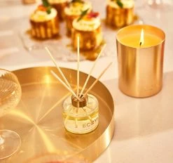 Festive Holliday Collection 50ml Mini Diffuser Raspberry And Hibiscus -Home Furnishings ecoya holidaycollectionraspberryhibiscus50mlminidiffuser2