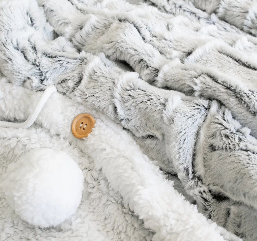 Snowfall 130x180cm Hooded Blanket Snow 5 Snowfall 130x180cm Hooded Blanket Snow - Image 3
