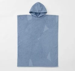 Northcove 105x175cm Adult Poncho Marlin