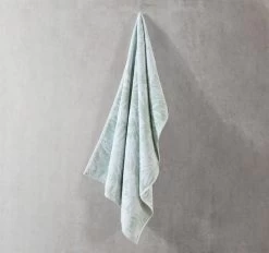 Tommy Bahama Lago Palm 6 Piece Towel Set Coconut And Whirlpool -Home Furnishings tb lagopalmgreentowelpack3